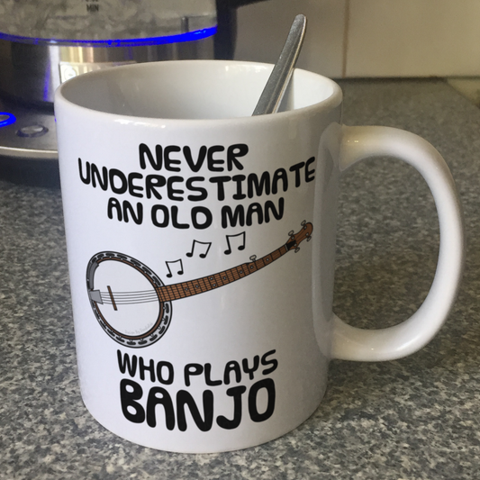 Funny Banjo Mug - Never Underestimate An Old Man Who Plays Banjo - Banjoist Folk Musician Gift For Him